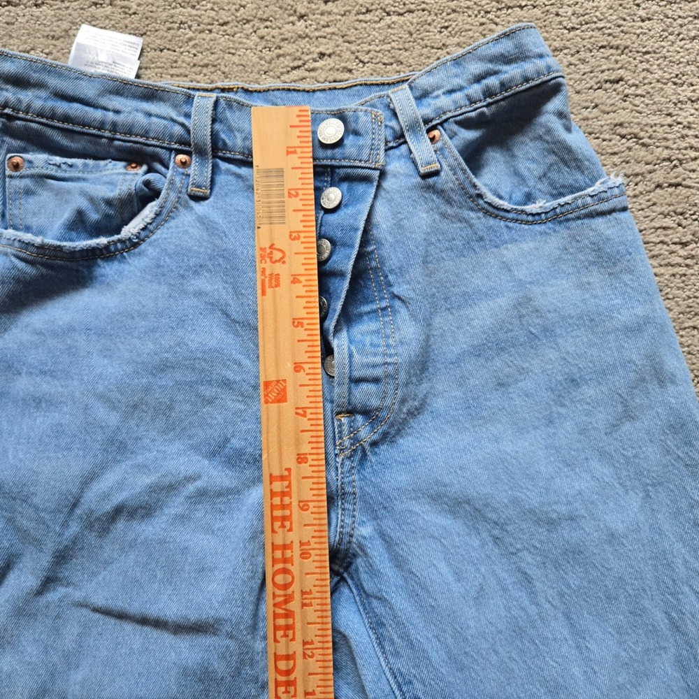 Levis 501 Original Fit Light Wash Straight Leg Button Fly Denim Jeans Womens 29 - Picture 4 of 5